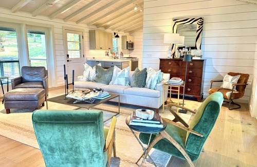 Glenville House | Experience The Nut House: Scenic Views & Family-Friendly Fun