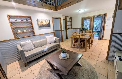 Boat Harbour Villa | Relax at The Oasis: Oceanfront Retreat with Spa & Pool