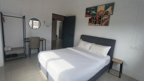 Kuantan House | Relax at The Oasis Kuantan with Private Pool Retreat