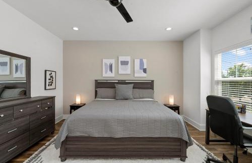 Northside House | Exquisite Oasis Retreat: Unmatched Comfort Near Downtown