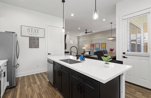 Northside House | Modern Oasis House with Breakfast near Downtown - 10/10 Rating