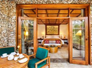 Seminyak Resort | Indulge at The Oberoi Beach Resort, Bali - 5-Star Retreat