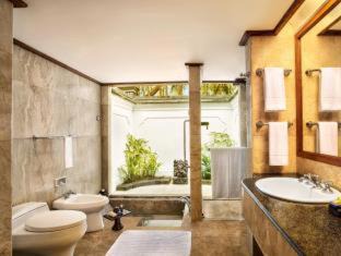 Seminyak Resort | Indulge at The Oberoi Beach Resort, Bali - 5-Star Retreat