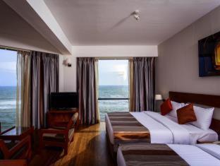 Colombo 04 Hotel | Oceanfront Bliss at The Ocean Colombo - 4 Star Escape