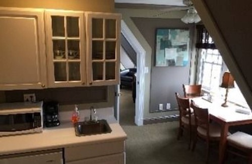 Ocean Grove Hotel | Ocean Plaza: Guest Rated 9.2 with Ocean Views & Hot Tub