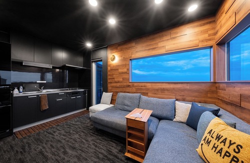 Kojohama House | Experience The Ocean Vista: 5-Star Spa Retreat Awaits!