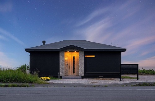 Kojohama House | Experience The Ocean Vista: 5-Star Spa Retreat Awaits!
