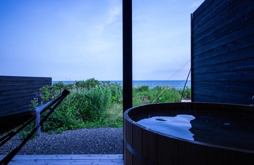 Kojohama House | Experience Oceanfront Bliss at The Ocean Vista Kaichote