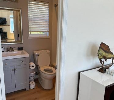 Shelter Cove Hotel | Oceanfront Inn: Pet-Friendly Retreat with Ocean Views