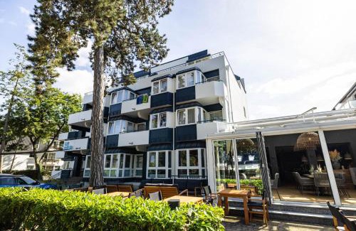 Timmendorfer Strand Hotel | Pet-Friendly Getaway at The Oceans - Guest Rated 8/10