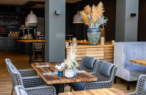 Timmendorfer Strand Hotel | Pet-Friendly Getaway at The Oceans - Guest Rated 8/10