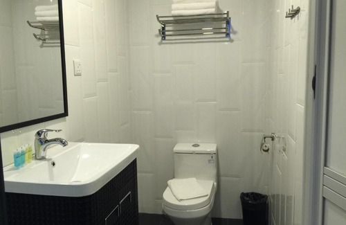 Pontian Hotel | Budget-Friendly Stay at The Oikos Hotel - Family Friendly!