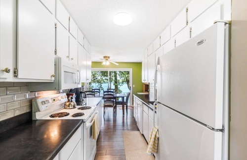 Spicer House | Family-Friendly Retreat at The Okee Dokee Cottage