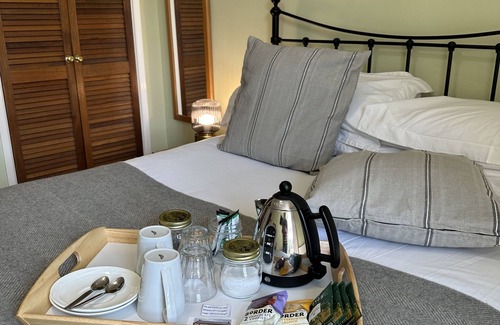 Colyton Bed & Breakfast | Experience The Old Bakehouse: Top-Rated with Breakfast & Family Amenities