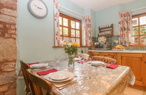 Crowcombe Cottage | Cozy Pet-Friendly Retreat at The Old Bakery in Crowcombe