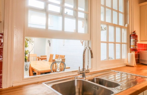 Mevagissey Cottage | Pet-Friendly Stay at The Old Bank House in Mevagissey