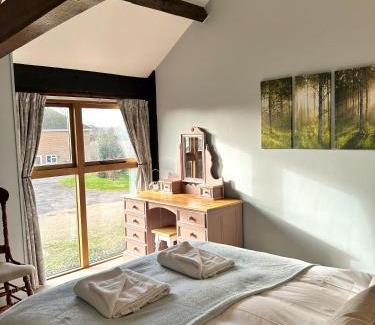 West Parley House | Family-Friendly Retreat at The Old Barn - Bramble Farm Cottages