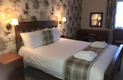 Warminster Hotel | Pet-Friendly Getaway at The Old Bell - Warminster