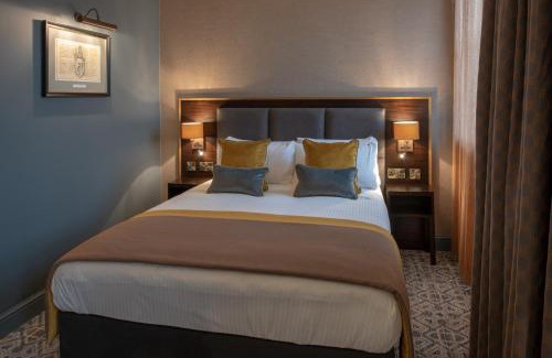 Swords Hotel | Discover The Old Borough Hotel - Family-Friendly Comfort