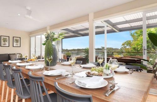 Currarong House | Pet-Friendly Retreat at The Old Bottleshop - Rated 9/10