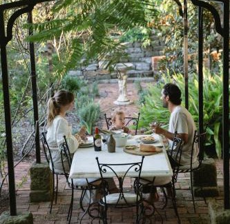 Maclean Apartment | Discover The Old Clarence Brewery – Ideal for Families