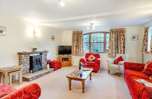 York House | Explore Family-Friendly Stays at The Old Combine Shed