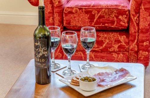 York House | Explore Family-Friendly Stays at The Old Combine Shed