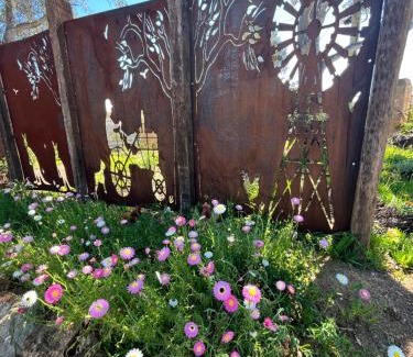 Dalwallinu Bed & Breakfast | Welcoming Stay at The Old Convent Dalwallinu with Pool Access