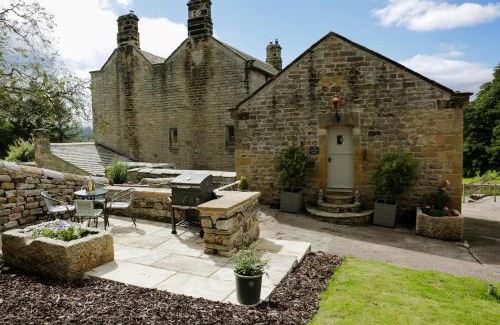Summerbridge House | Experience The Old Cooling House: Guest Rated 9.8/10 Stay