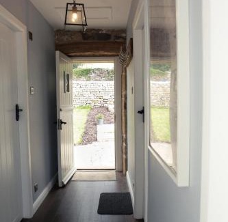 Summerbridge House | Experience The Old Cooling House: Guest Rated 9.8/10 Stay