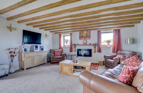 Great Fryup Dale House | Child-Friendly Stay at The Old Cow Byre for Families
