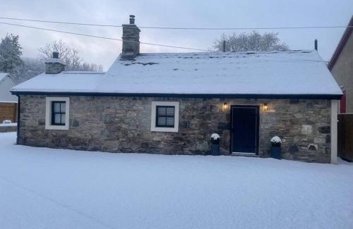 Fort Augustus House | Highly Rated The Old Croft - Ideal for Family Getaways