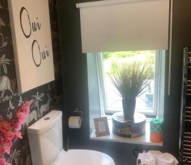 Cupar Apartment | Romantic Country Apartment with Hot Tub & Log Burner, 10/10