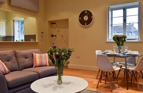 Farningham House | Experience Tranquility at The Old Dairy Cottage - 4 Star Retreat
