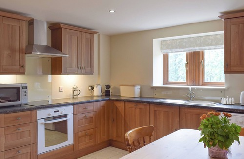 Clitheroe Cottage | Pet-Friendly 3 Bedroom Retreat in Bolton-by-Bowland
