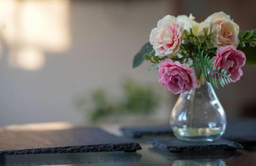 Frampton House | Cozy Getaway at The Old Dairy - Child Friendly Retreat