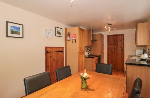 West Compton Cottage | Pet-Friendly Escape at The Old Dairy in Beautiful Bridport