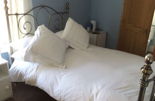 Berwick-upon-Tweed Bed & Breakfast | Cozy Escape at The Old Farm House with Breakfast Included