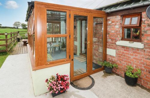 Narberth House | Relax at The Old Farm Shop: 4-Star Family Retreat