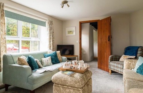 Saint Breward House | Exceptional Stay at The Old Farmhouse - Pet & Child Friendly