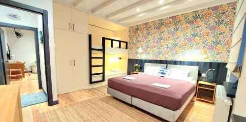 Brzezno Apartment | Oceanfront Retreat: The Old Fisherman's Nest by TriApart