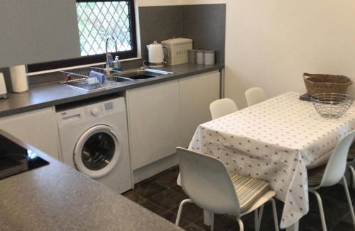 Achachork House | Charming Old Forestry Cottage - Family-Friendly Retreat