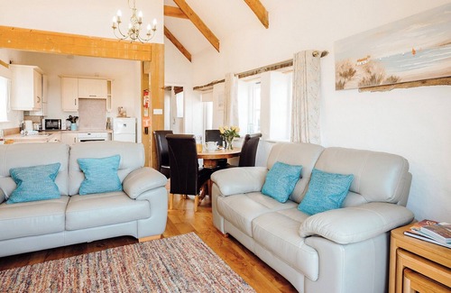 Lydstep Cottage | Cozy 2 Bedroom Retreat in Lydstep, Oceanfront & Pet Friendly