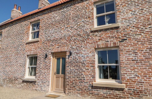 Northallerton Cottage | Pet-Friendly Old House: Character Cottage in Darlington