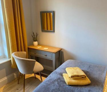Old Town Hastings House | Discover The Old King's Head: Pet-Friendly & Rated 9.5/10