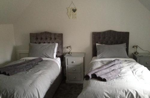 Spean Bridge House | Discover The Old Laundry at Allt A'Mhuilinn: 4-Star Retreat
