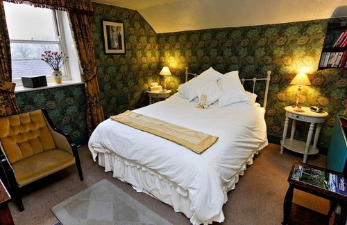 Wirksworth House | Exceptional Stay at The Old Lockup with Breakfast Included