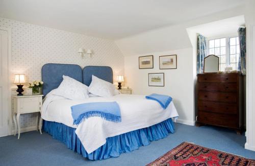 Halford Bed & Breakfast | Pet-Friendly Retreat at The Old Manor House - 9.5/10 Rated