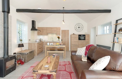King's Somborne Cottage | Cozy 1 Bedroom Retreat in King’s Somborne Near Winchester