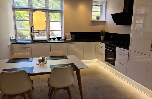 Krusaa Apartment | Inviting Retreat: The Old Mill by the Lake - Guest Rated 9.8